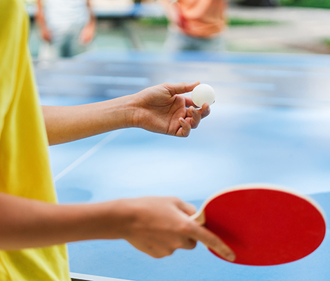 Activité ping-pong au camping nature en Bourgogne l’Hermitage de Chevigny